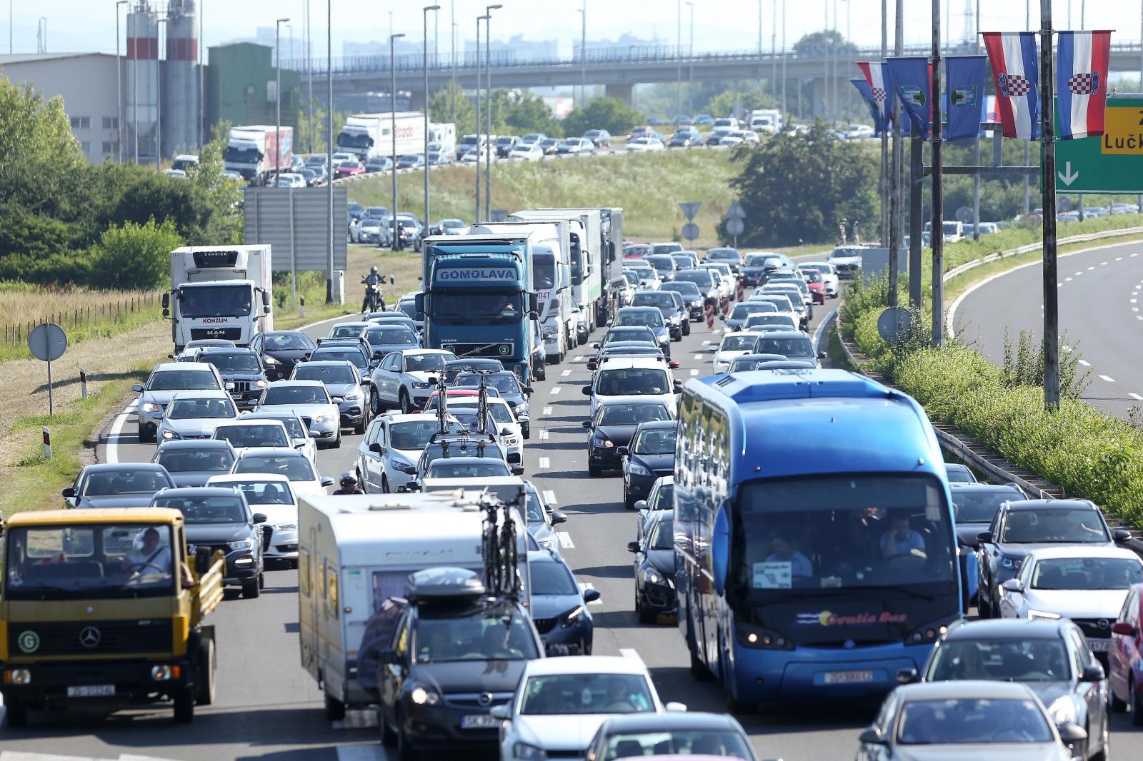 Idete na more? Gužve su ogromne, evo važnih savjeta