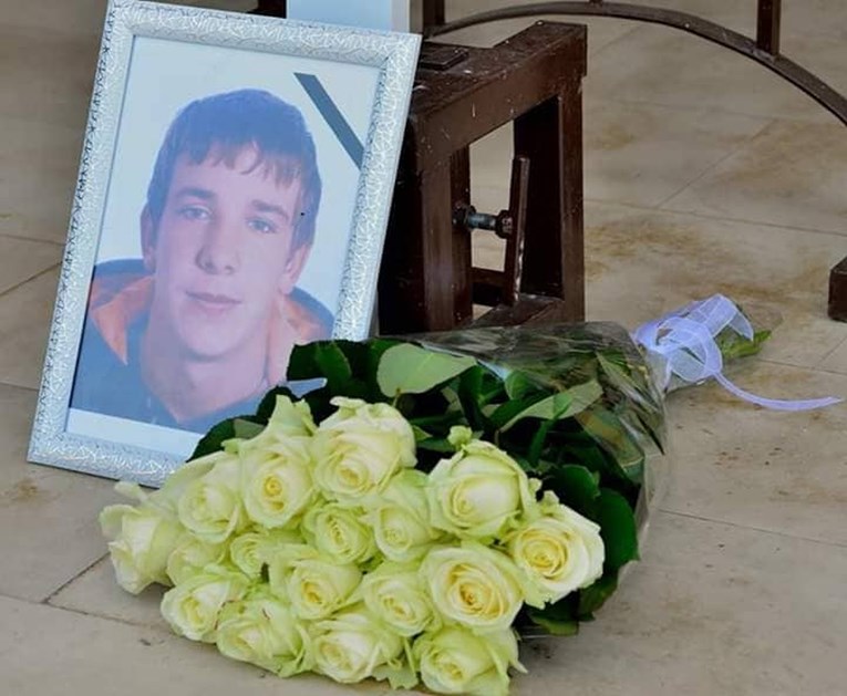 Luka Znaor (16) umro je zbog pogreške liječnika. Krivci i dalje rade u bolnici