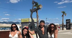 Lupinizam osvaja turiste na Zrću: "Već se fotkaju pokraj skulptura"