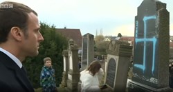 Macron obišao židovsko groblje koje je išarano svastikama