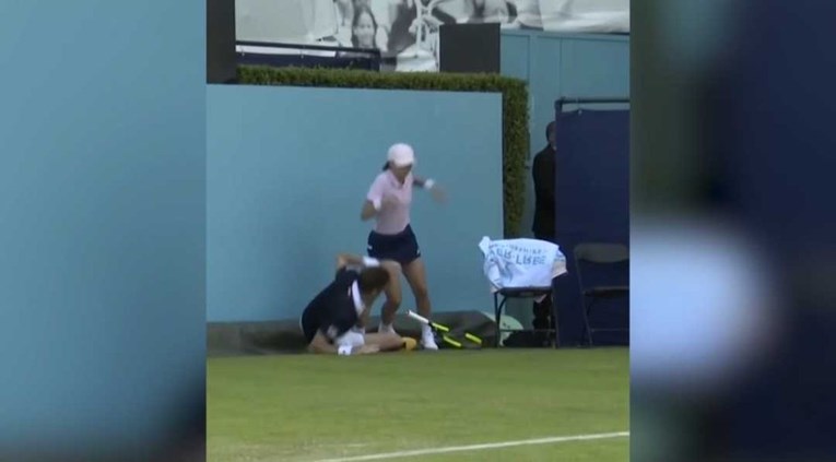 Francuski tenisač uklizao djevojčici koja je skupljala lopte i ozlijedio je