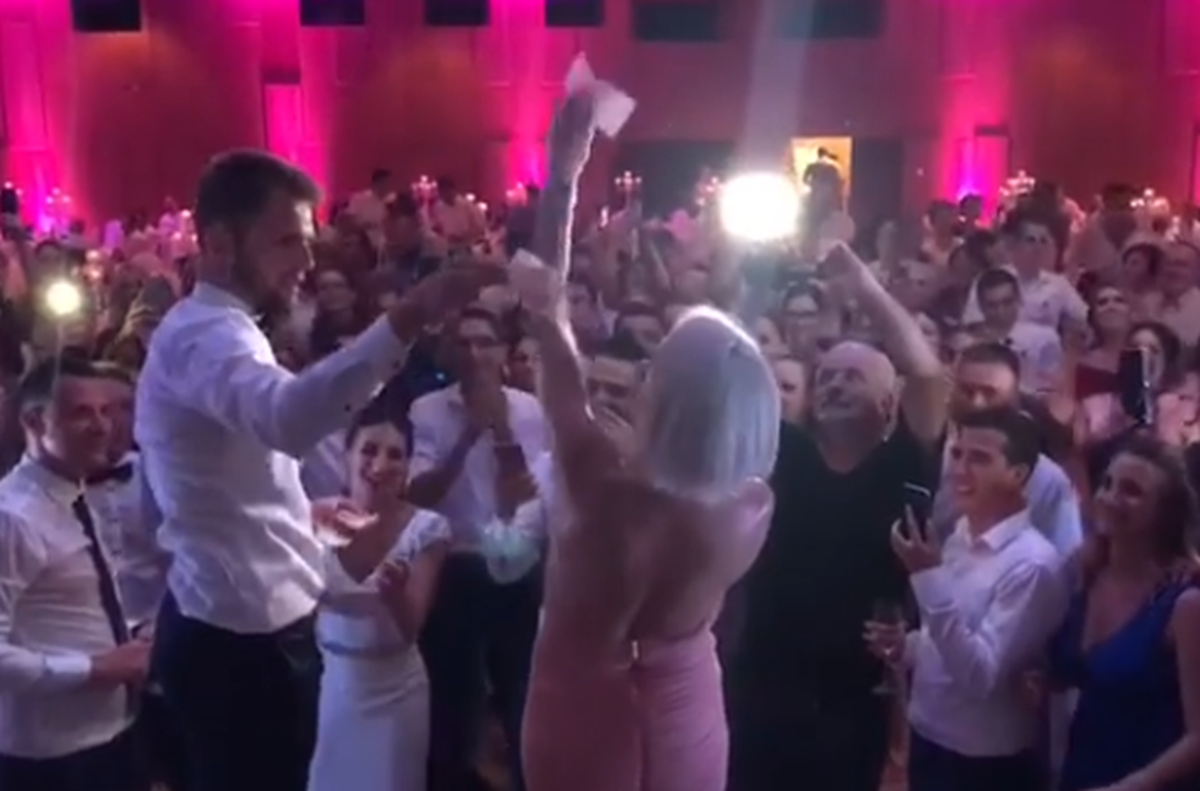 Maja Šuput pokazala kako zarađuje na svadbama: "Daj još, kume"