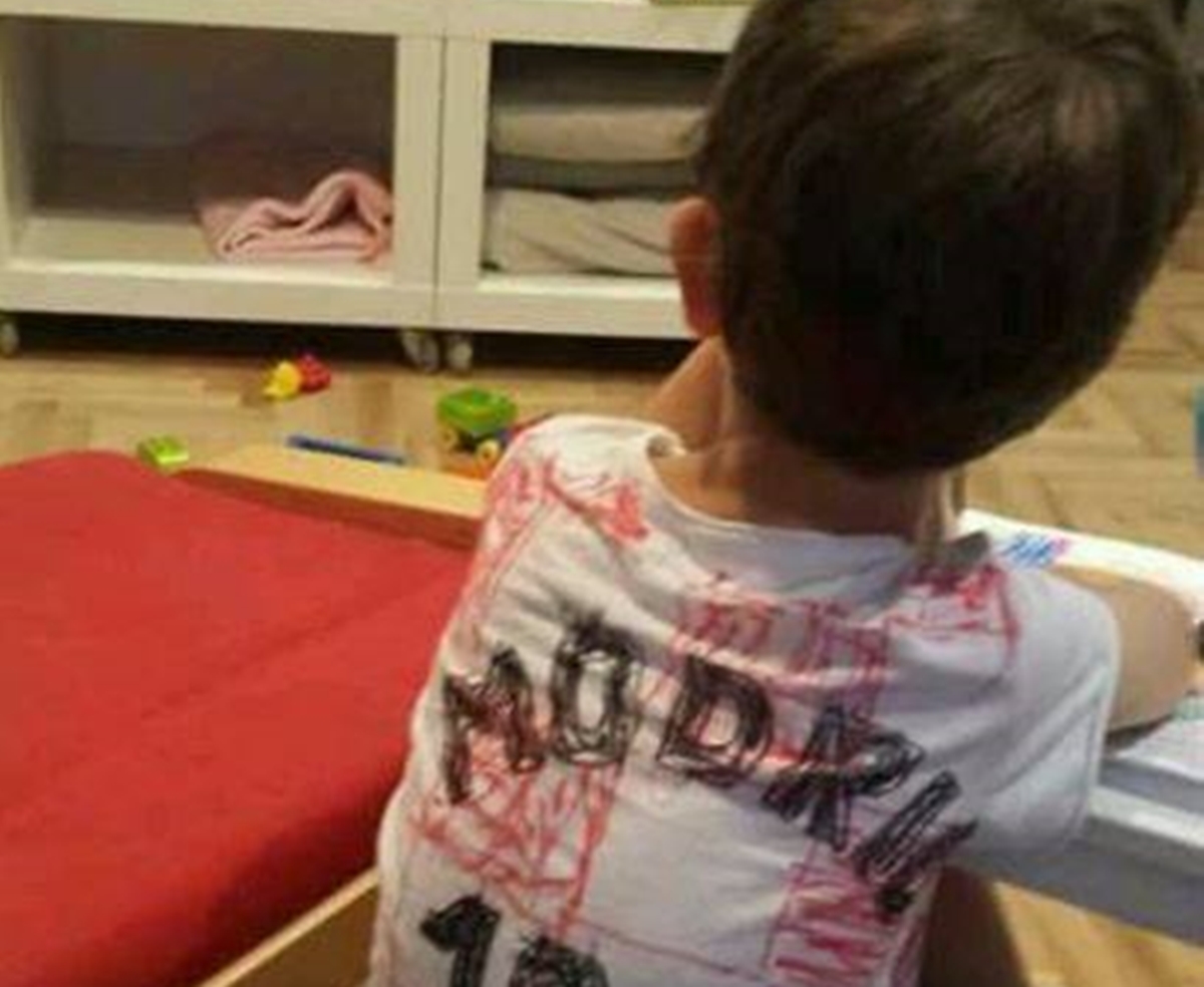 Najemotivnija fotka prvenstva: Dječak nije imao Modrićev dres, pa ga je nacrtao na majici