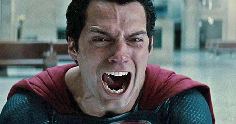 Sukob sa šefovima: Henry Cavill izbačen je iz Supermana?