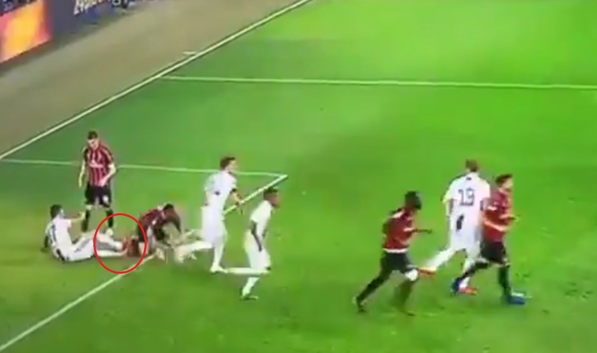 Mandžukić prošao bez kazne nakon udaranja kapetana Milana