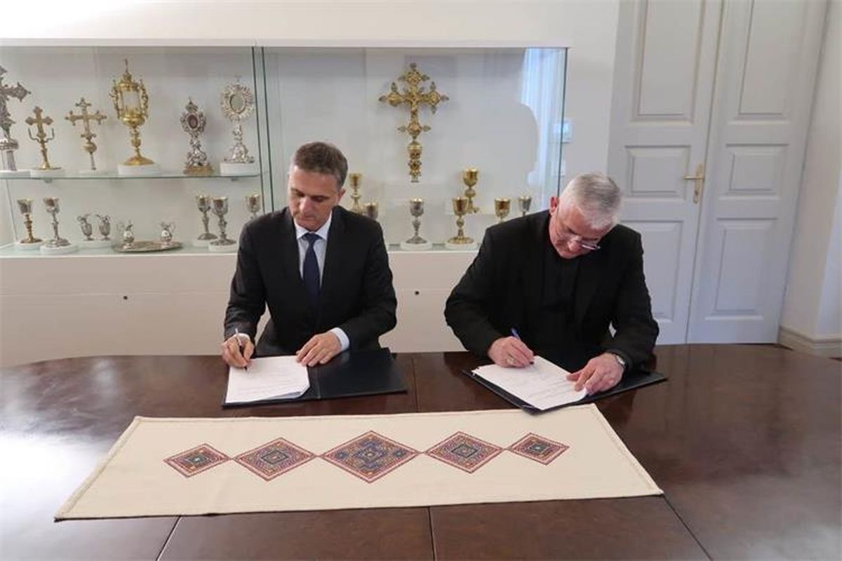 Vlada Crkvi poklonila zemljište u Dubrovniku od 18 milijuna kuna