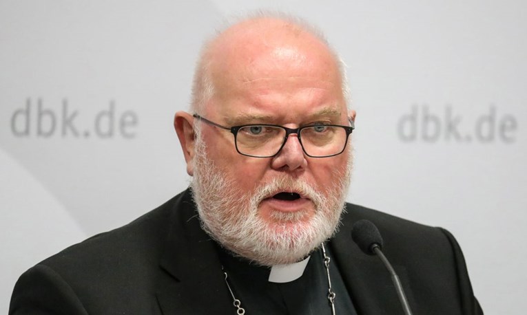 Iz vrha Crkve priznali da su uništavali dokumente o zlostavljanju djece
