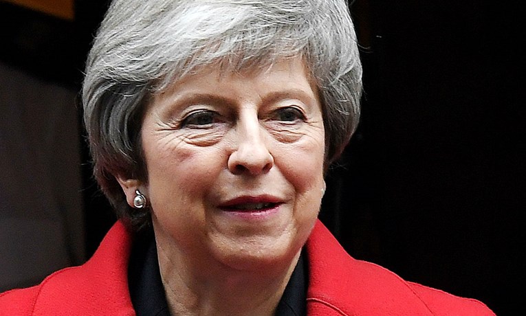 May odgađa ključno glasanje za Brexit, tražit će bolje uvjete od Europske unije
