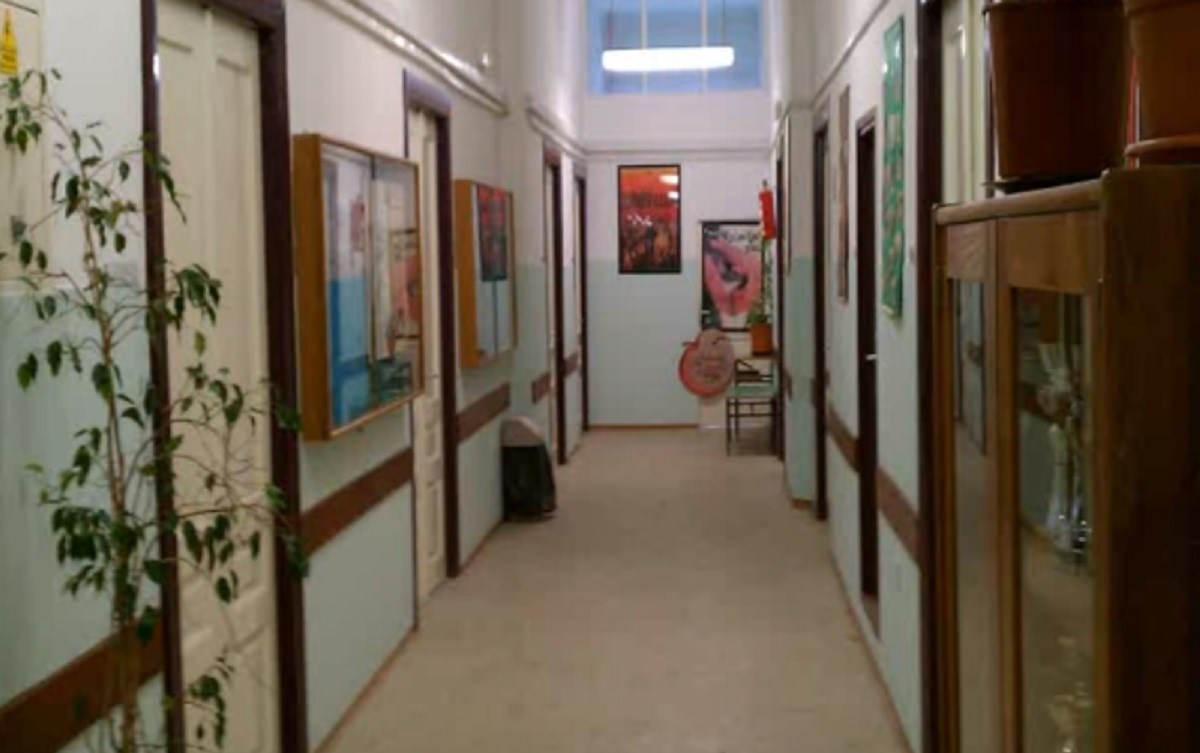 Skandal u Puli: Učenik učenici zavlačio ruku u gaćice, a profesor šutio?