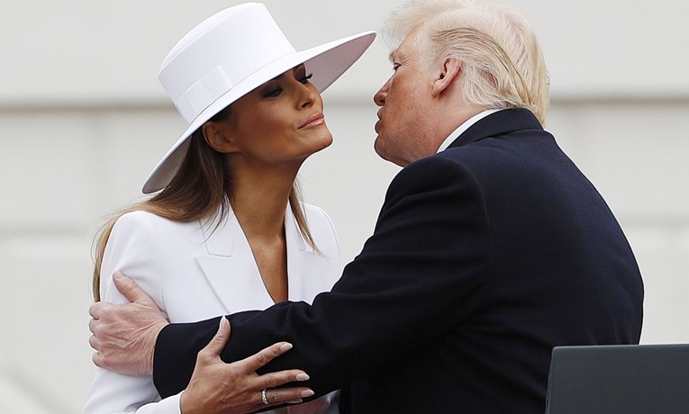 Melania dobiva značajnu odštetu: "Ti podaci o njoj nisu smjeli biti objavljeni"