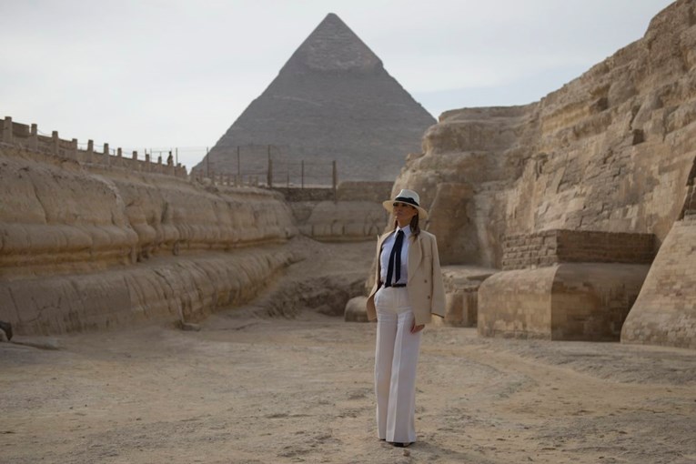 Melania Trump u Egiptu završila afričku turneju, od tamo poduprla Kavanaugha