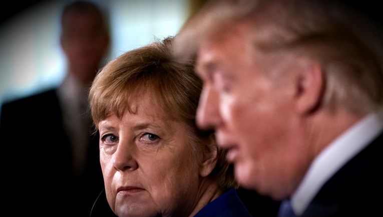 Trump u Bruxellesu napao Njemačku: "Vi ste robovi Rusije". Merkel mu odgovorila