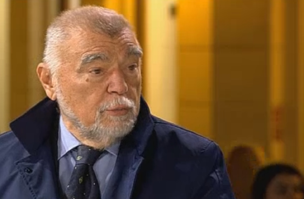 Mesić ispričao kako je za vrijeme Sanadera spasio Kolindinu karijeru