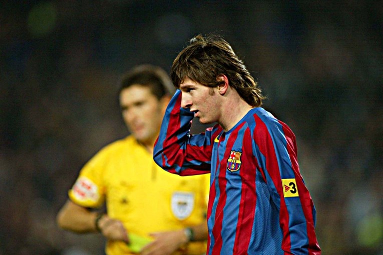 Messi je prije točno 18 godina ušao u La Masiju, a ugovor je potpisao na salveti