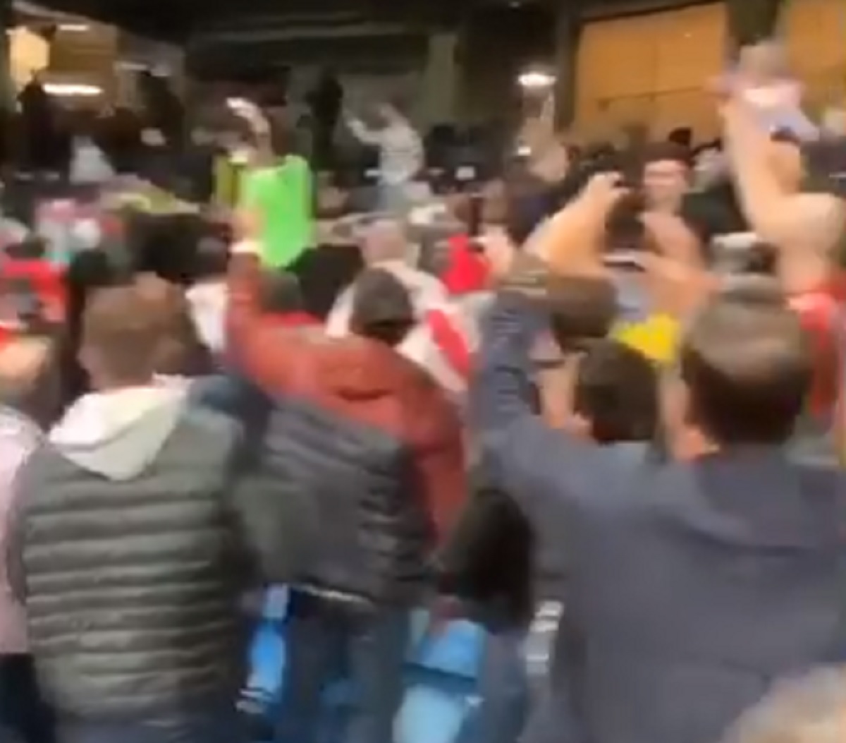 Pogledajte reakciju navijača Rivera i Boce kad su na Bernabeuu vidjeli Messija