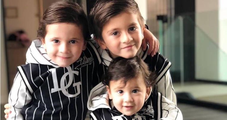 Fotka od milijun lajkova: Ova tri dječačića su klonovi svog legendarnog tate