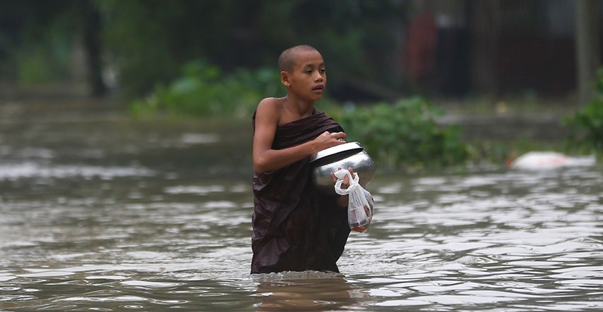 Deset mrtvih, više od 100.000 ljudi u Mjanmaru bježi pred poplavama