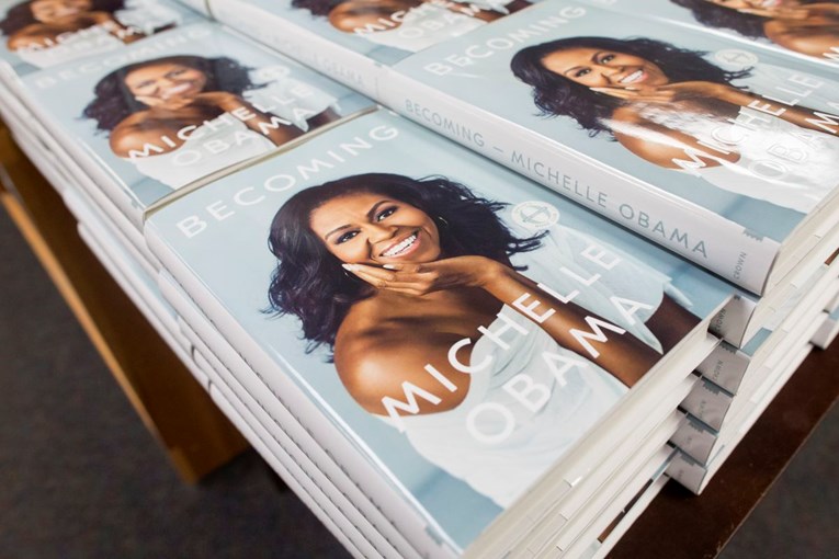 Prvog dana prodano 725.000 primjeraka memoara Michelle Obama