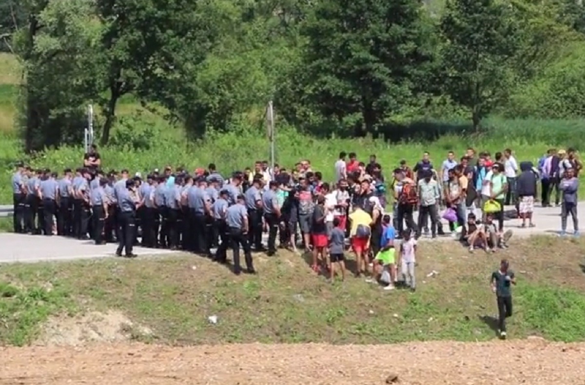 U Bihaću prosvjedovali zbog migranata