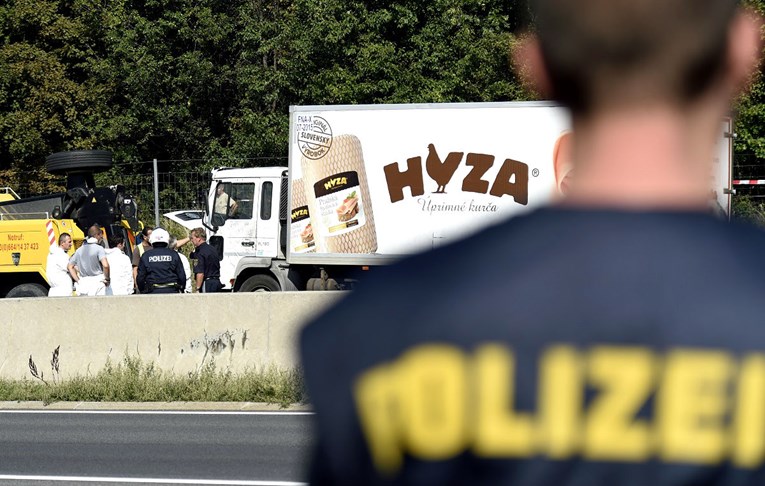 Četvorica švercera ljudi u Mađarskoj osuđena na 25 godina zatvora, krivi su za smrt 71 migranta
