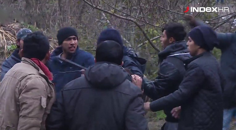 Migranti se potukli u Velikoj Kladuši, policija ih morala razdvajati