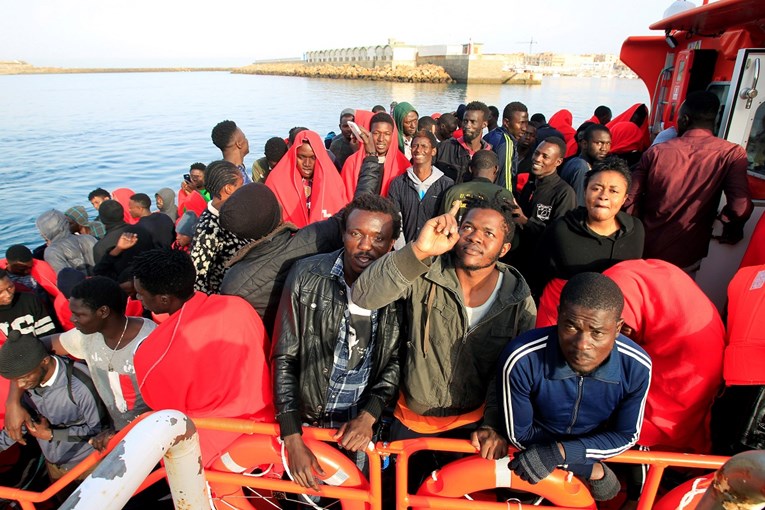 Italija zabranila pristajanje još jednom brodu s migrantima