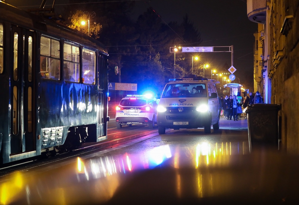 Nesreća u Zagrebu: Automobilom udario pješaka