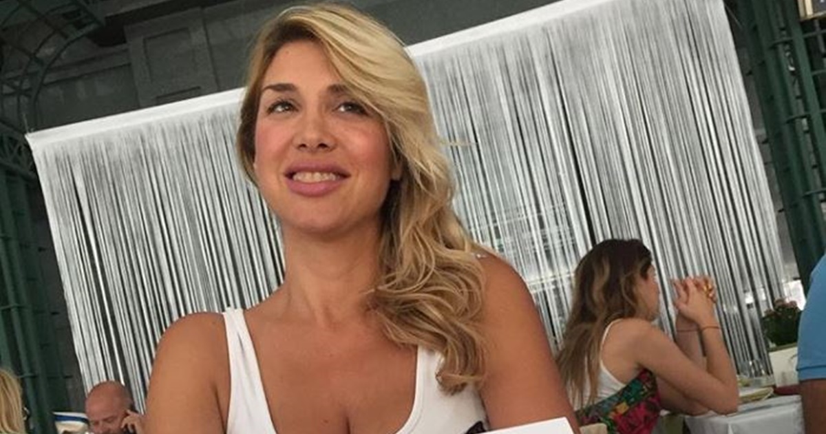 Mirta Šurjak pokazala dekolte