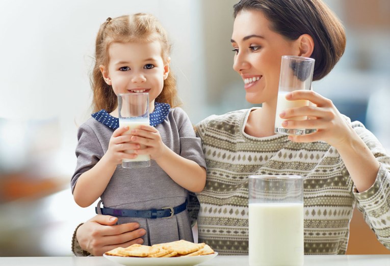 Je li mlijeko zdravo? Nove kanadske prehrambene smjernice kažu ne nužno