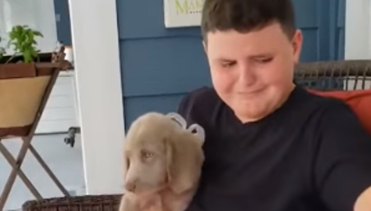 VIDEO Htio je psića cijeli svoj život, a roditelji su mu konačno ispunili tu želju