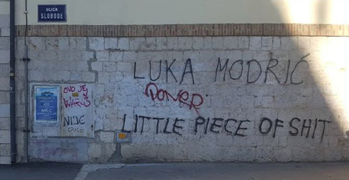 Na glavnom splitskom križanju uvredljiva poruka Luki Modriću