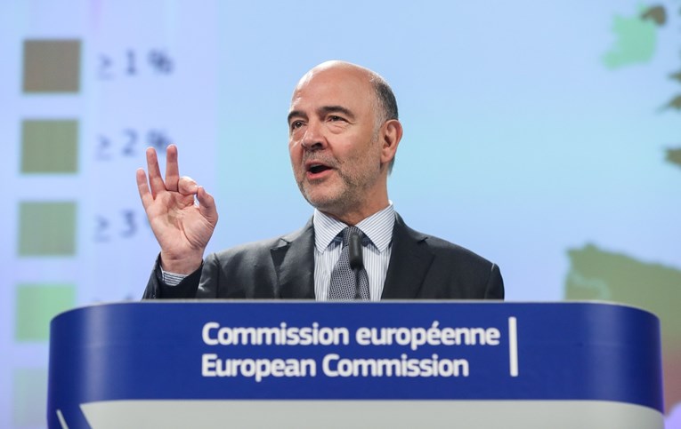Povjerenik EU-a za financije: Trgovinske napetosti su velike i prijete eskalacijom