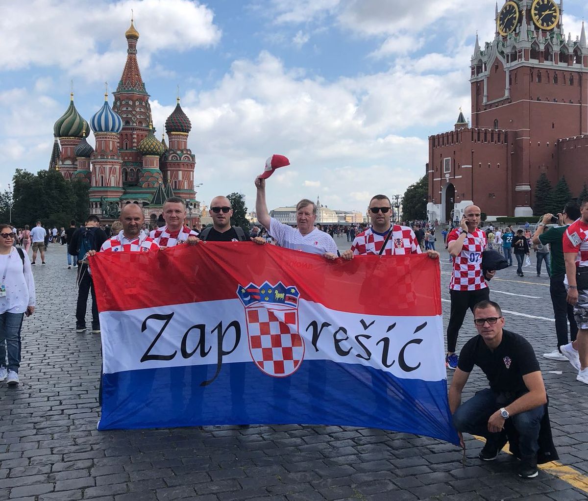 Počelo je: Hrvatske zastave vijore se po Moskvi, kreće slavlje koje neće stati danima