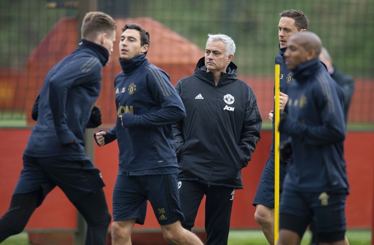 Mourinho kaznio igrače treningom na Božić