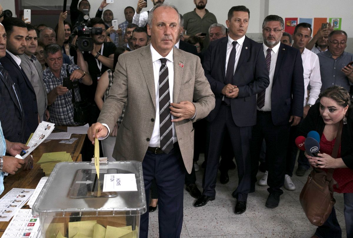 Turci glasaju na izborima, može li Erdogan izgubiti?