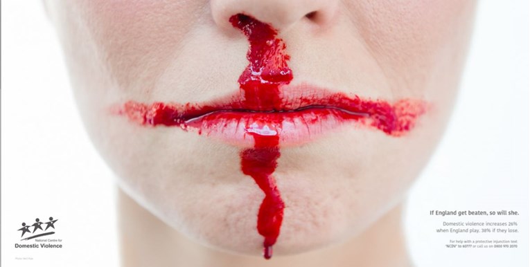 Englezi plakatom s krvavom ženom upozoravaju na porast nasilja zbog Svjetskog prvenstva