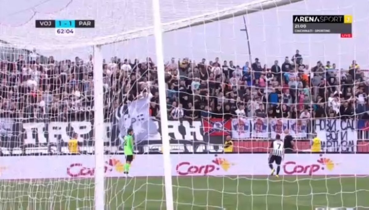 U Srbiji prekinut derbi zbog pjesme "pola Mađar, pola ustaša"