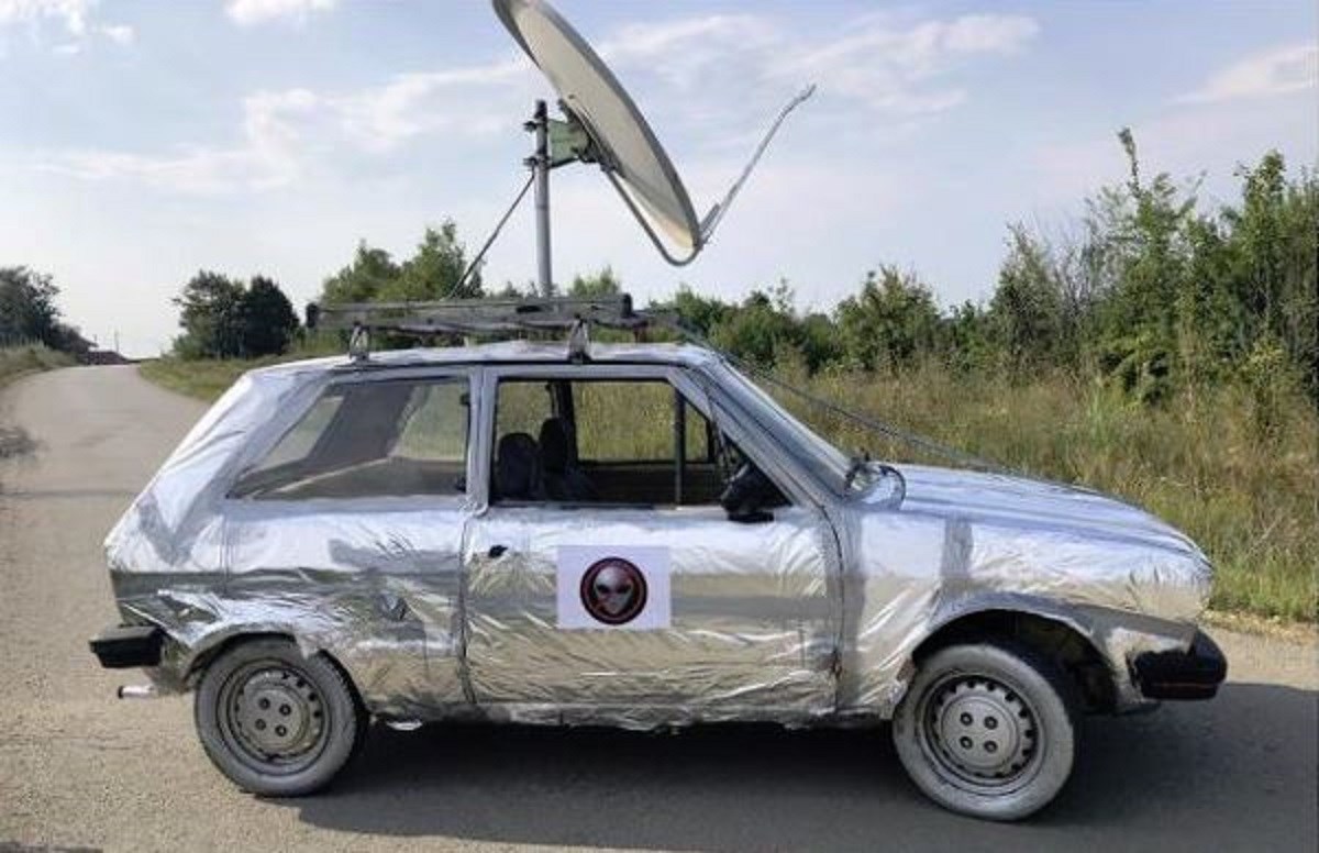 Bosanac prodaje Yugo 45 "specijaliziran za borbu protiv vanzemaljaca"