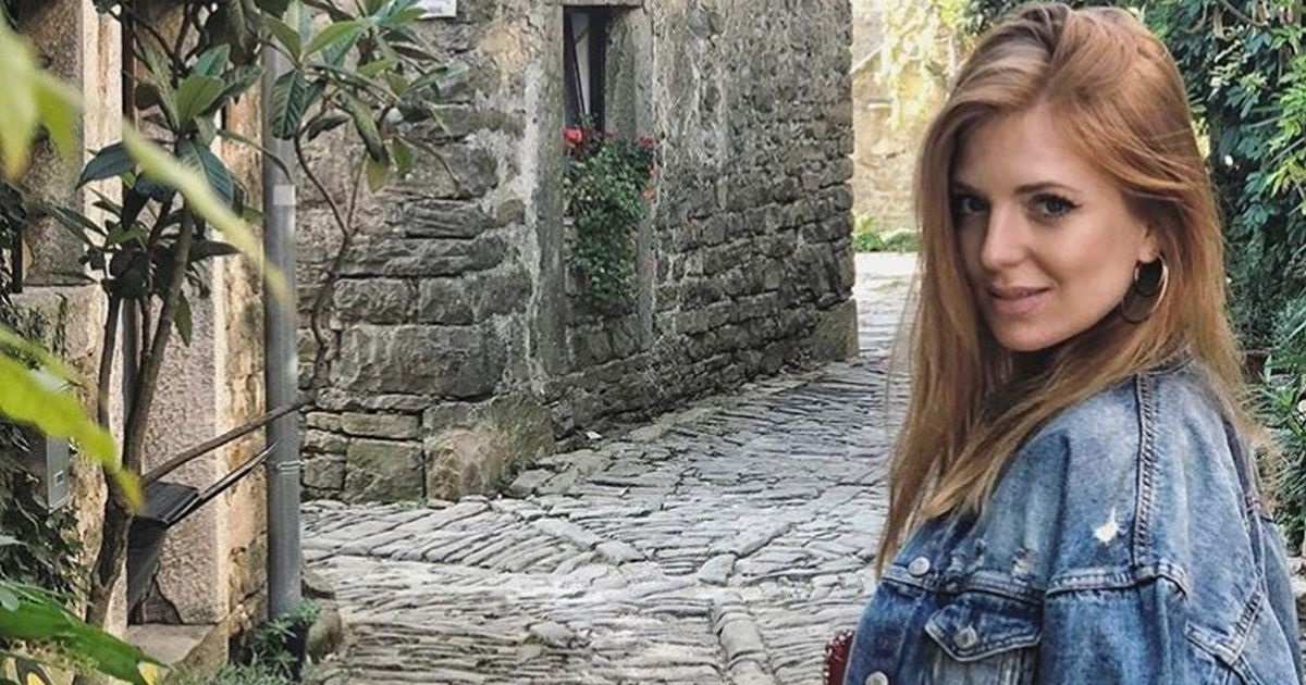 Nataša Janjić pokazala trudnički trbuščić