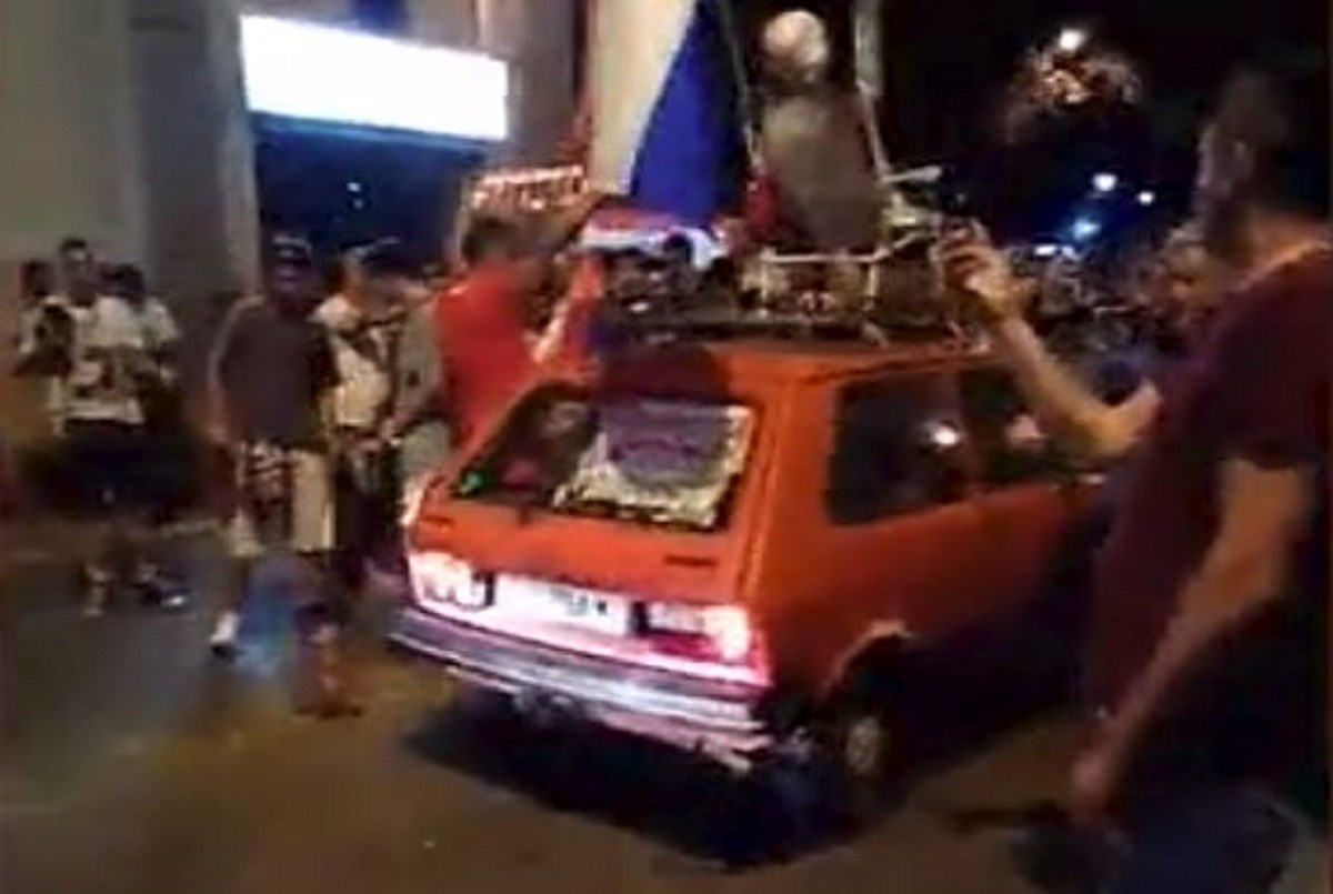 Neki su pobjedu repke proslavili ustaškim pjesmama, a pogledajte kako to rade u Puli