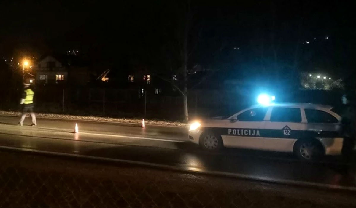 Bračni par poginuo u Zenici, auto naletio na njih dok su pretrčavali cestu