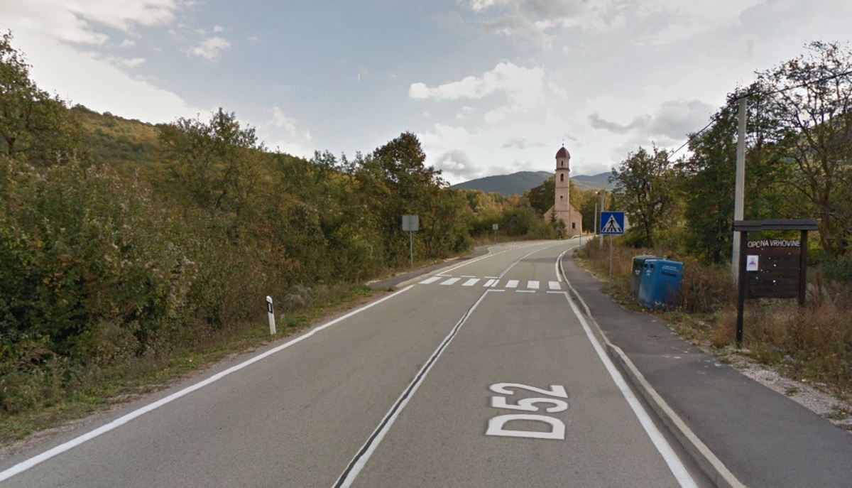 Vozač se kod Otočca zabio u stup i poginuo