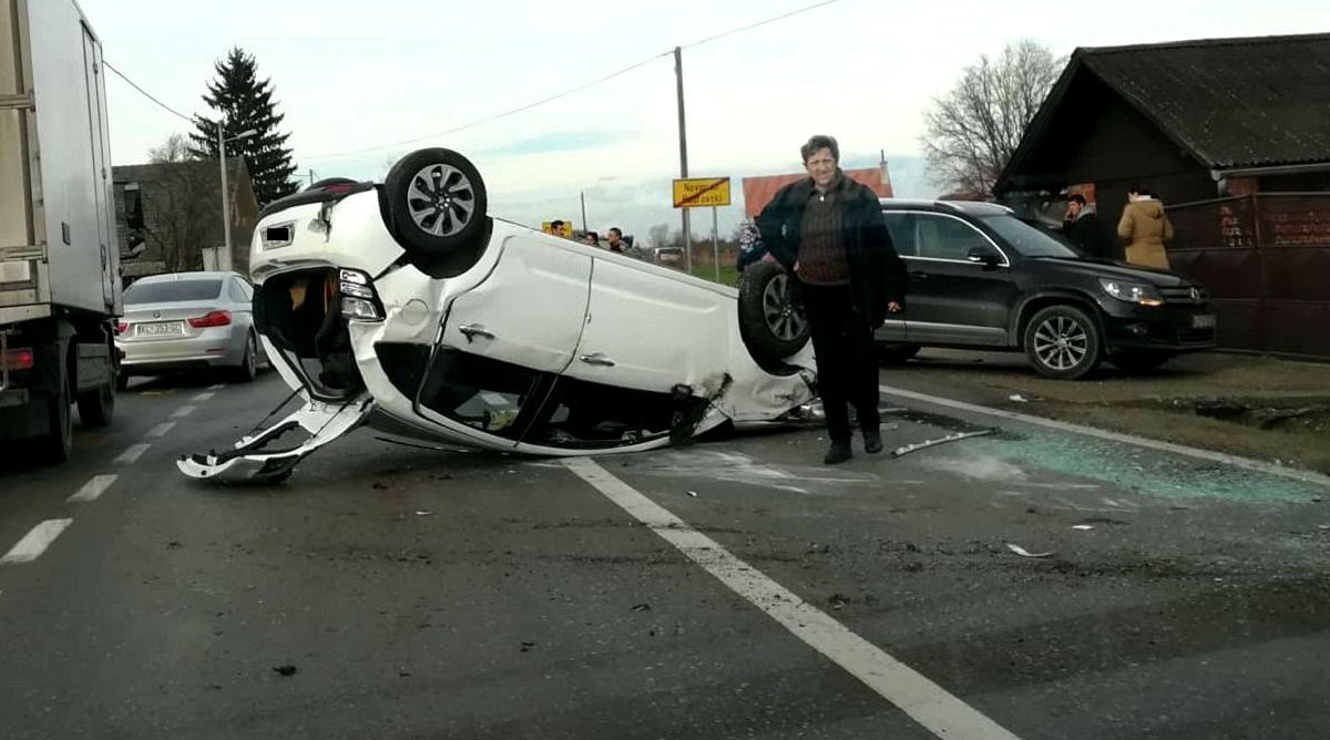 Auto završio na krovu kod Koprivnice