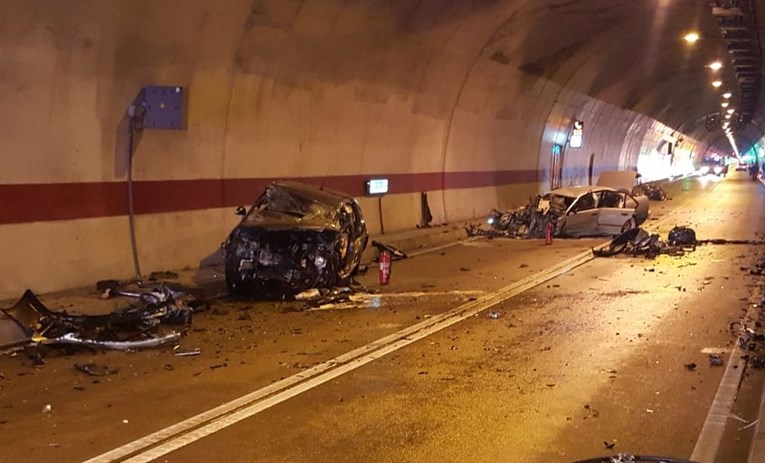 Teška nesreća u tunelu kod Makarske, vozač umro u bolnici
