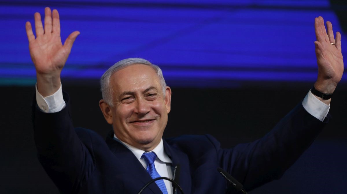 Netanyahu nakon izbora ostaje premijer Izraela. Ako ne završi u zatvoru