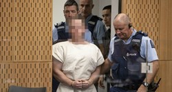 Terorist iz Christchurcha izašao pred sud, muškarac ga htio napasti nožem
