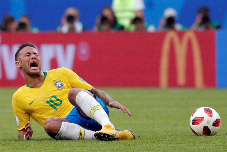 Neymar se na Svjetskom prvenstvu valjao gotovo 14 minuta