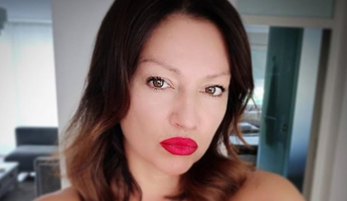 "Nikad nisi bila ljepša": Nina Badrić oduševila zavodljivim selfiejem