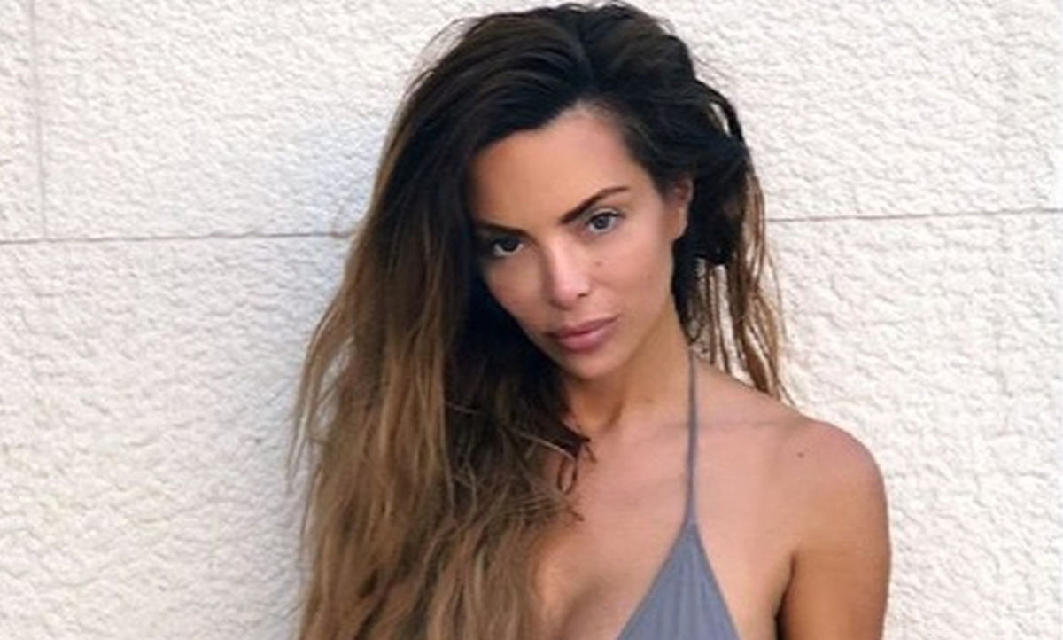 Nikolina Ristović u sivom bikiniju pokazala nevjerojatno tijelo