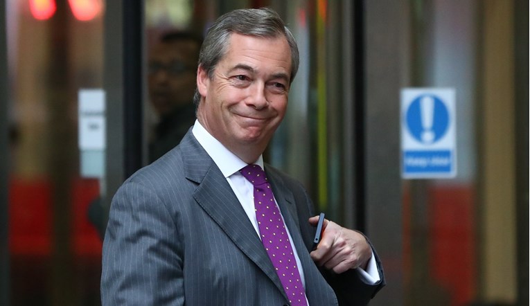 Britanski populist Nigel Farage napušta svoju stranku UKIP